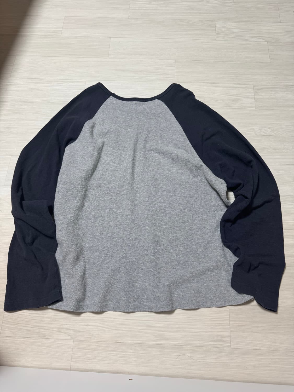 해칭룸 랭글런 티 판매합니다 상품이미지3