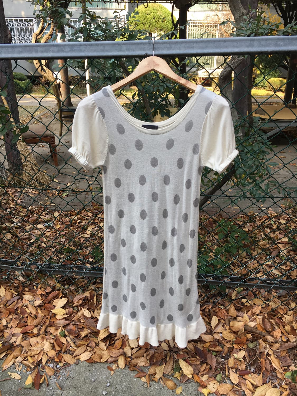 아이보리 도트 니트 원피스 상품이미지1