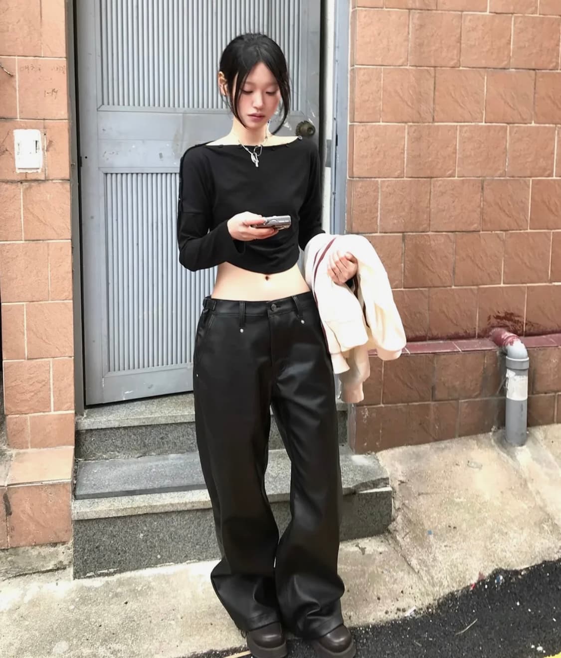 설라노x탄산 드롭 백포켓 레더팬츠 (3사이즈) 상품이미지1