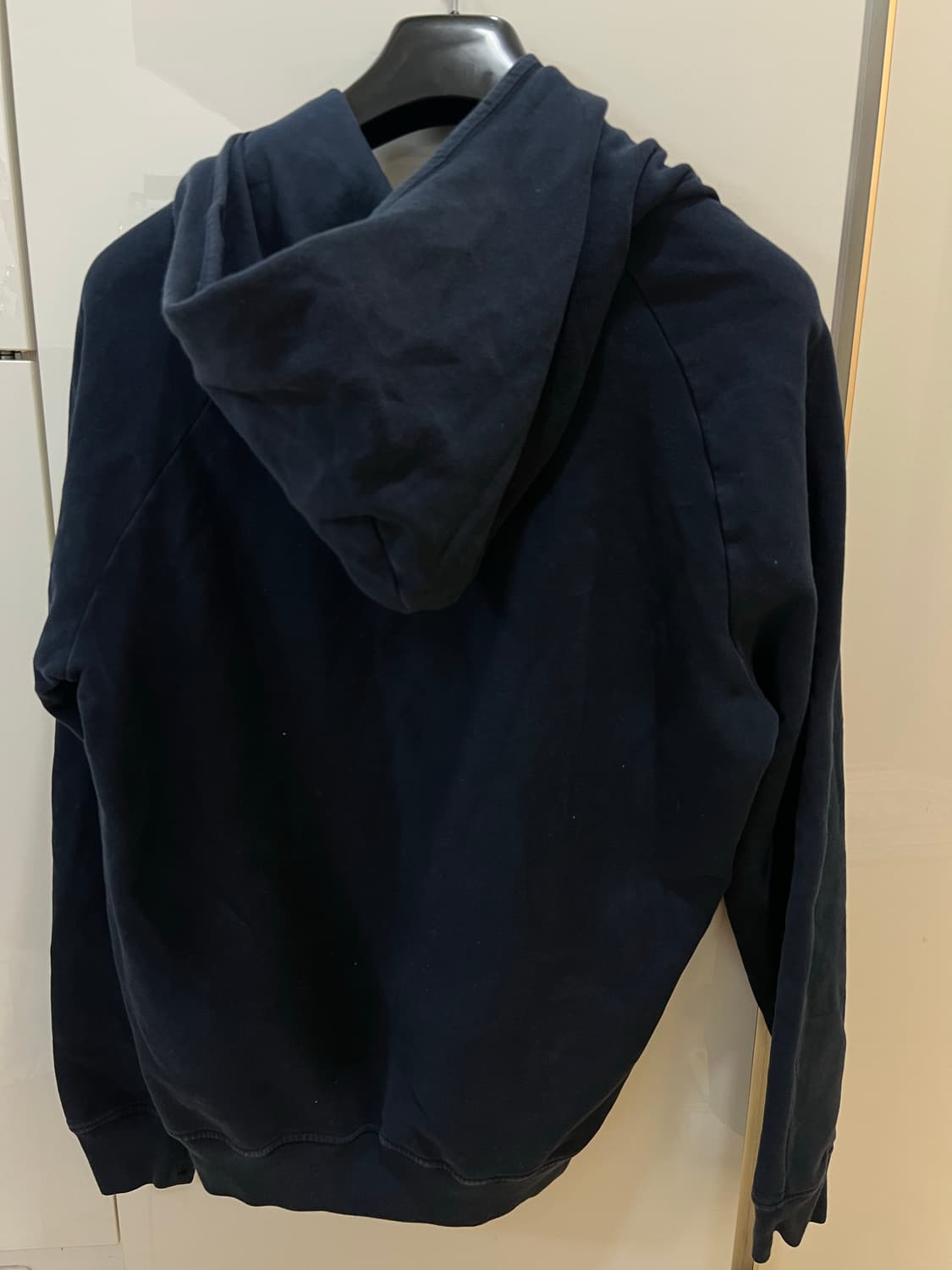 24fw 스톤아일랜드 네이비 후드티 S 상품이미지2