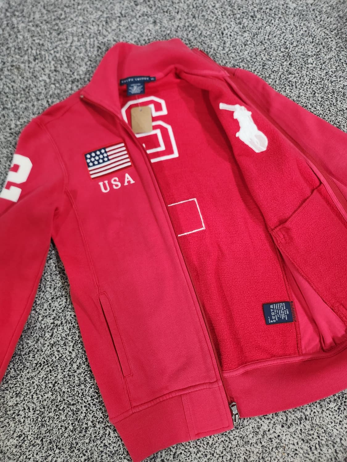 빅포니 자수와 USA 성조기 패치 집업 상품이미지3