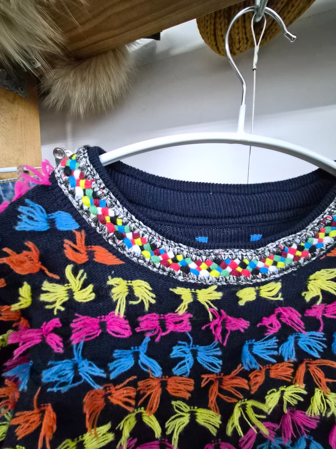 명품수입 램스울100% 니트. 퀼팅본딩 팬츠 상품이미지4