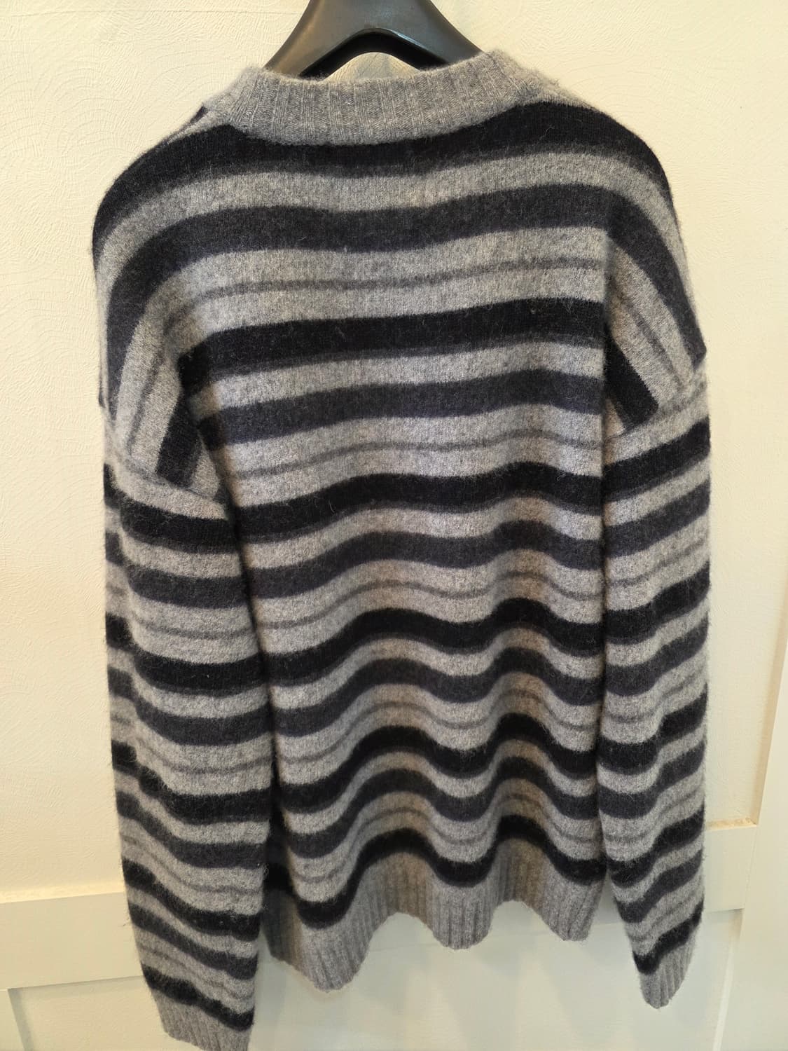 시도  그레이 스트라이프  울 니트 3 상품이미지4