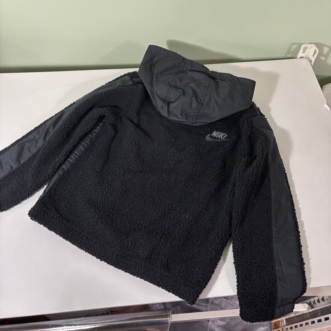 키즈 140 나이키 블랙 배색 후리스 후드티 상품이미지2
