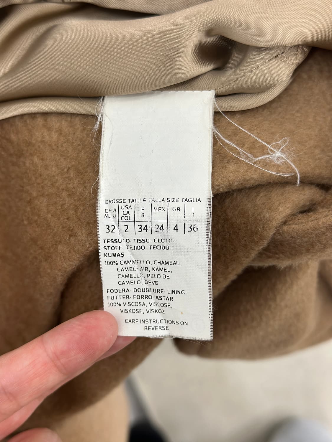 막스마라 카멜 헤어 하프 랩 코트  상품이미지7