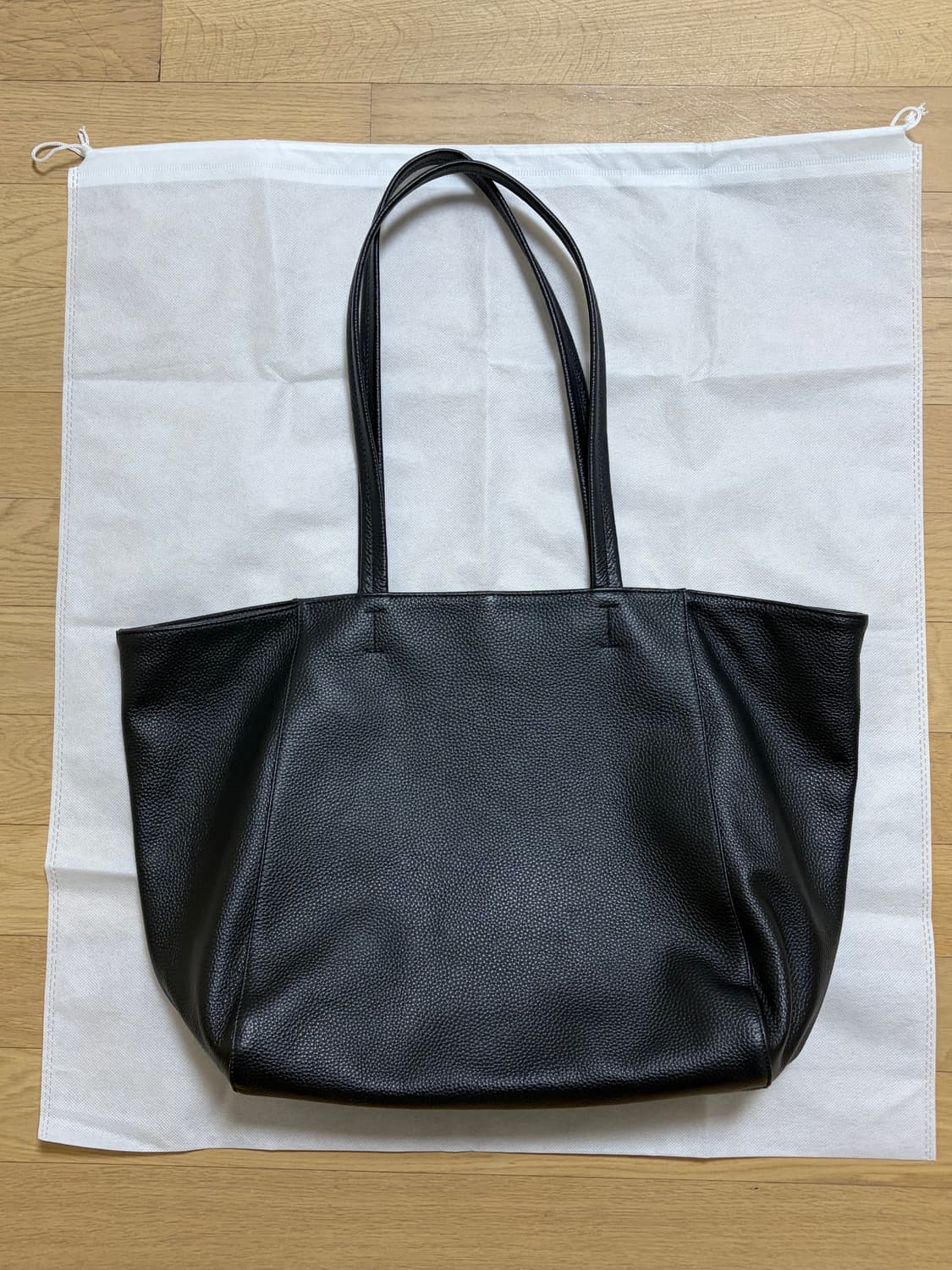 (무료배송)하아카이브 [With 해수] 베를리너 레더 백 (소가죽 블랙) 상품이미지1