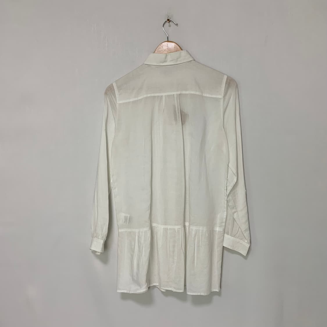 버버리 런던 아이보리 러플 빈티지 드레스 셔츠 여성 38 린넨 혼방 상품이미지8