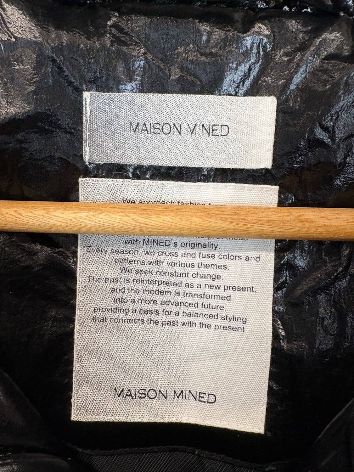 메종미네드 블랙 구스다운 숏 푸퍼 패딩 상품이미지6