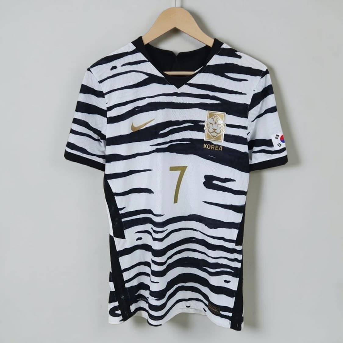 100 NIKE 나이키 대한민국 국대 어웨이 유니폼 손흥민 19-20시즌 상품이미지1