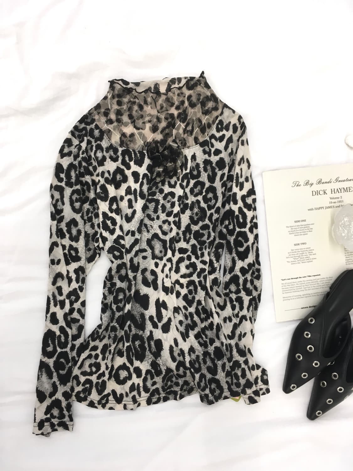 jpn vintage leopard rose corsage blouse 상품이미지1