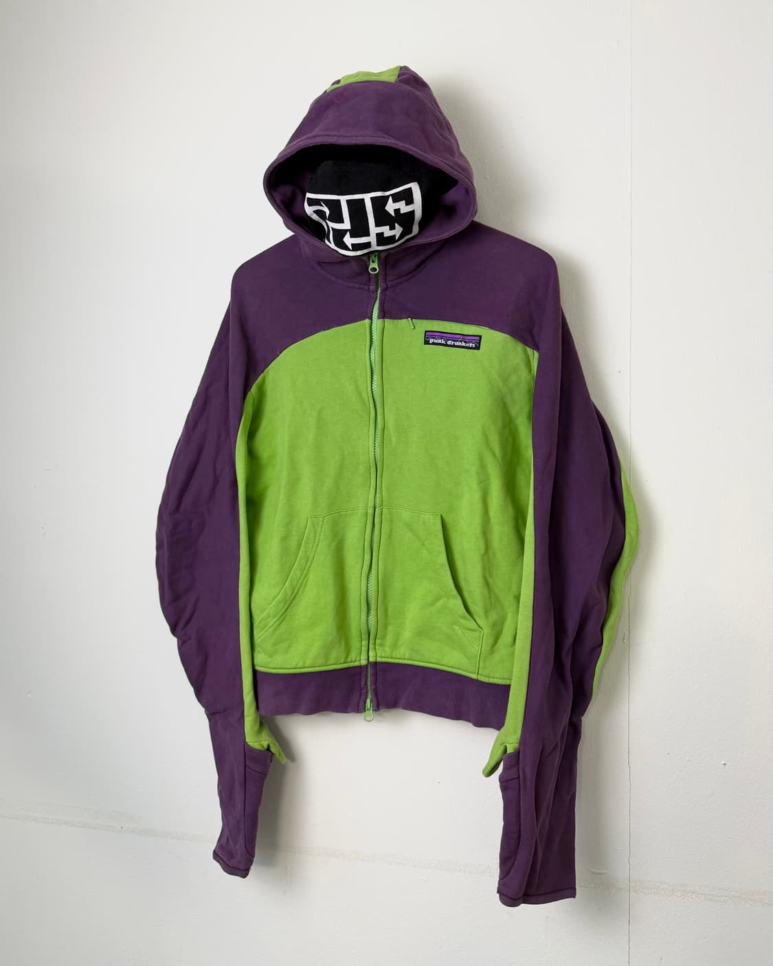 PUNK DRUNKERS 초호기 집업 파커 상품이미지1