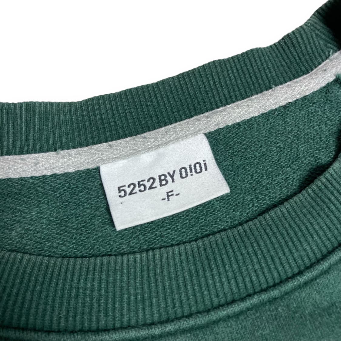 오아이오아이 미들로고 그린 맨투맨 상품이미지4