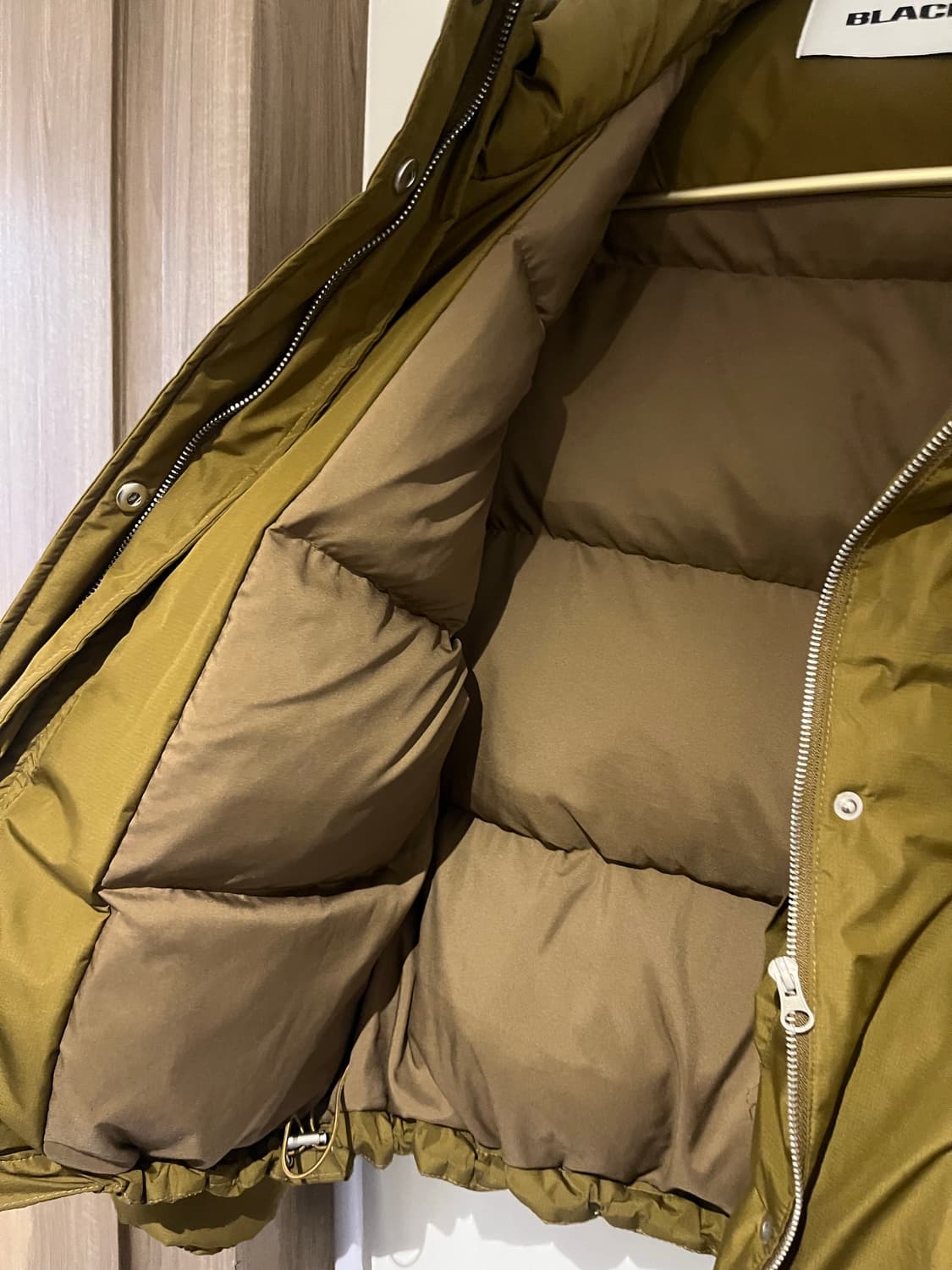 블랙업 숏 패딩 푸퍼 올리브 상품이미지2