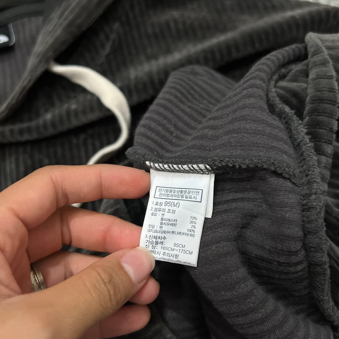 [100] 노스페이스 벨벳 후드티 상품이미지4