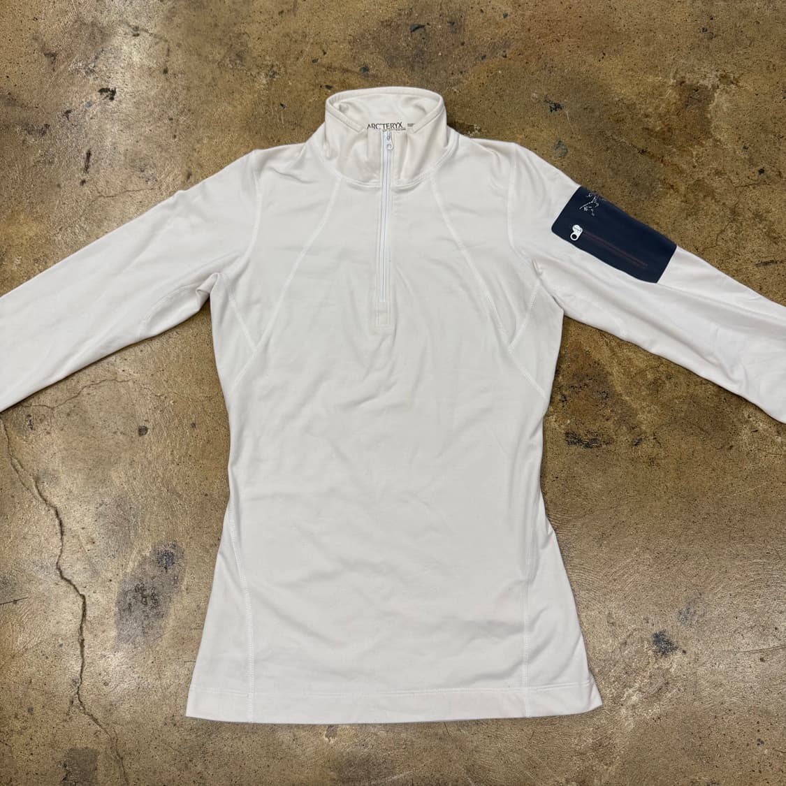[정품/XS] 아크테릭스 하프집업 롱슬리브 b10 상품이미지3