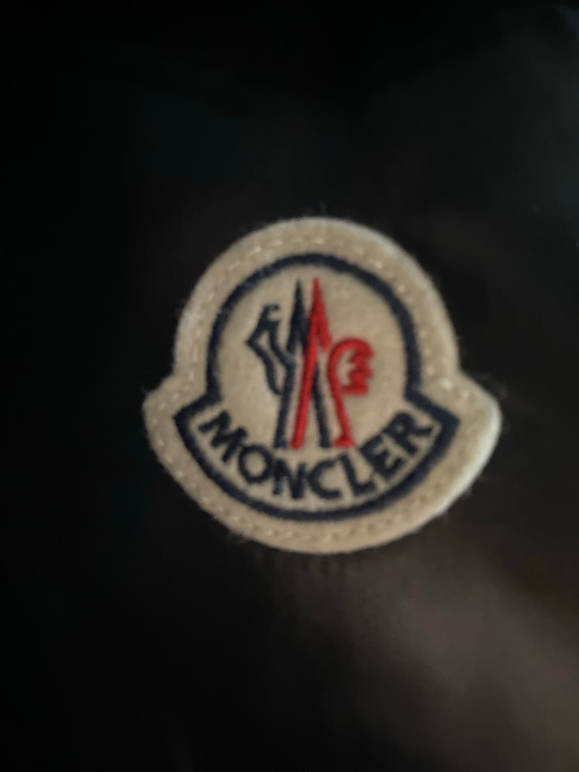 몽클레어 70 후드 블랙 쇼트 다운 재킷 (3) 상품이미지6