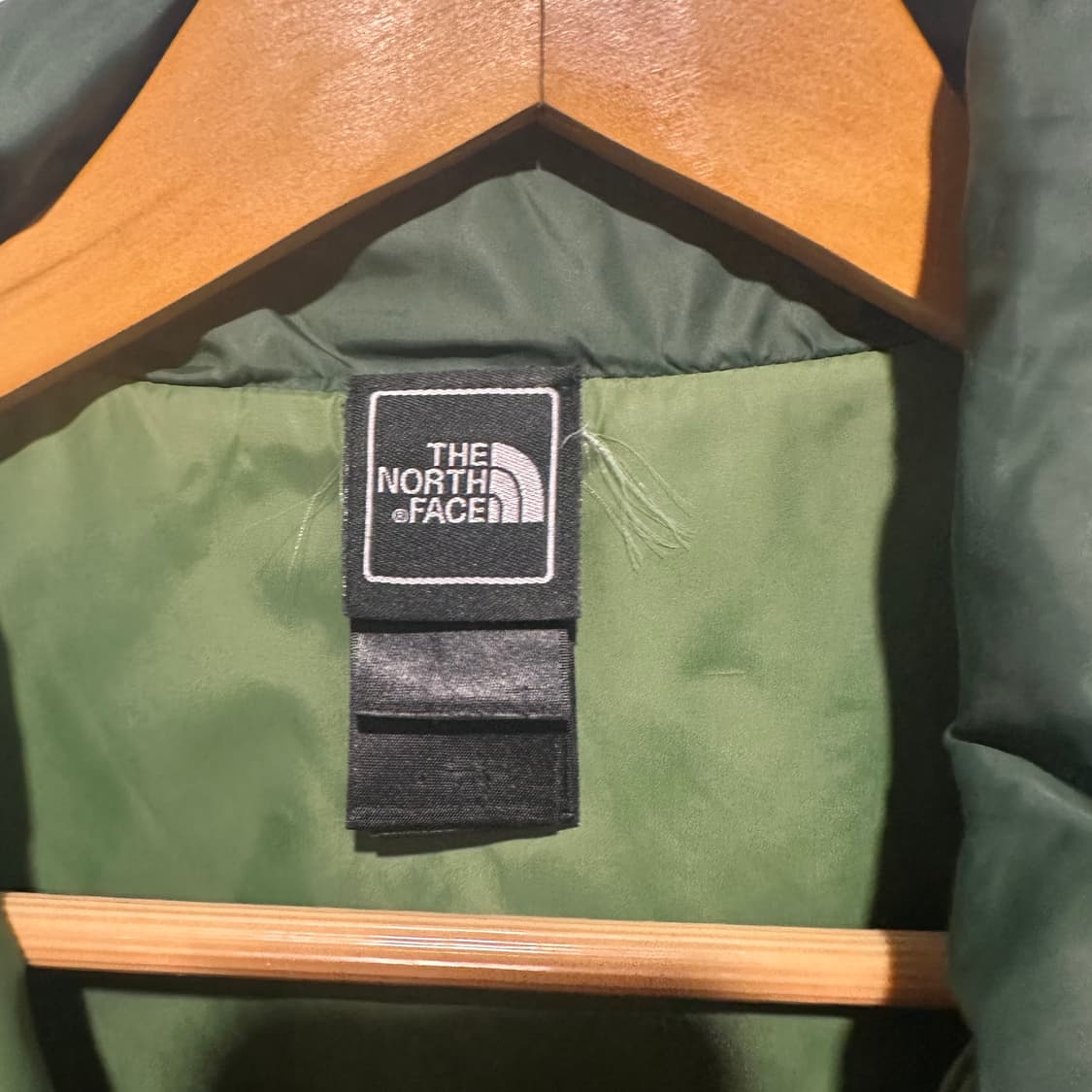 노스페이스 그린 패딩 점퍼 상품이미지4