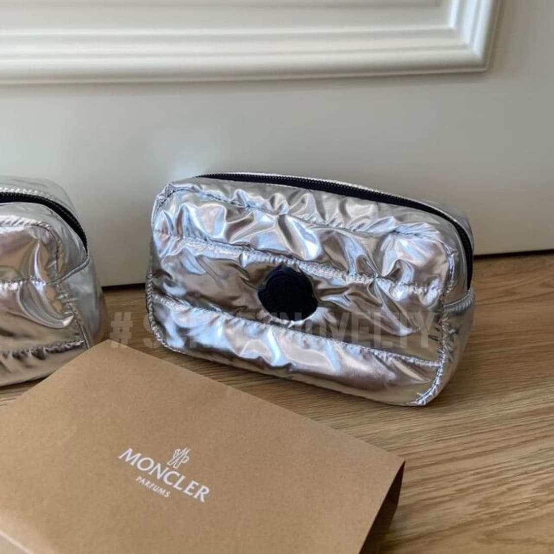  몽클레어 패딩파우치 골프파우치 퀄팅파우치 실버 상품이미지9