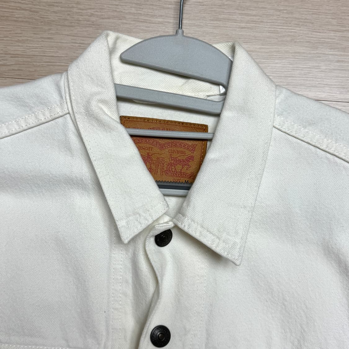 [M] 리바이스 화이트 트러커 자켓 상품이미지4