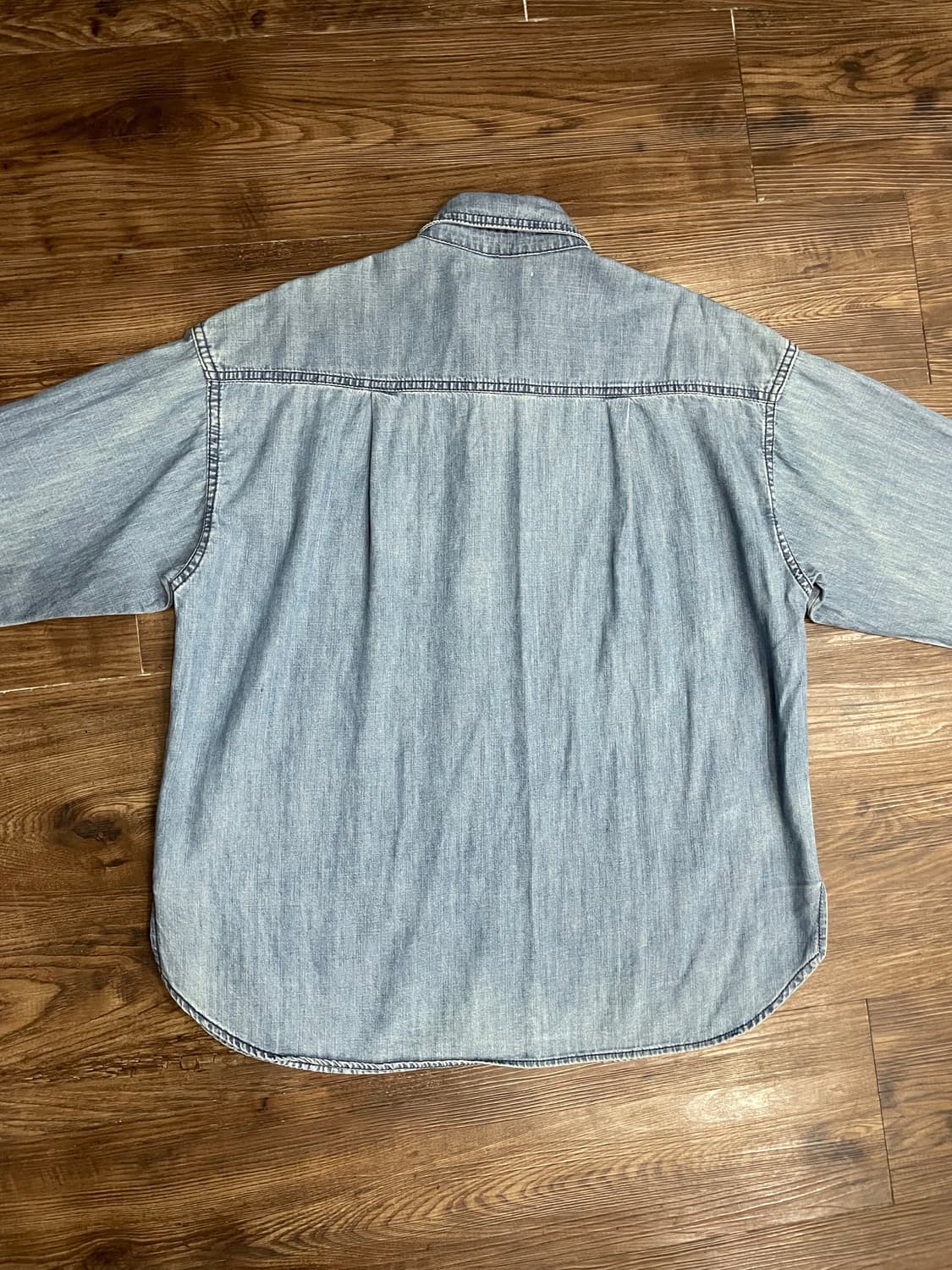 마뗑킴 워시드 오버핏 데님 셔츠 상품이미지10