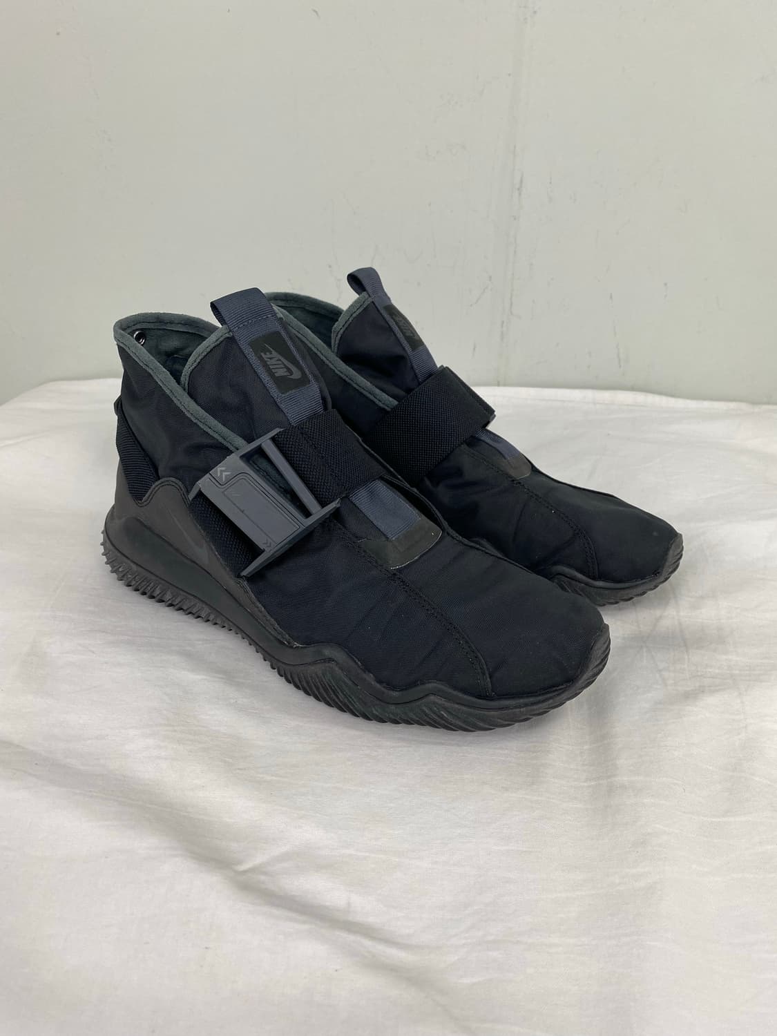 나이키 커뮤터 SE 고프코어 스니커즈 270 <71> 상품이미지3