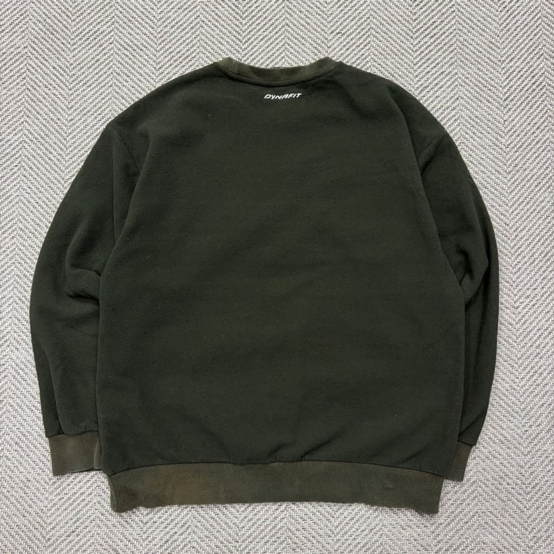 다이나핏 로고 자수 맨투맨 v1987 상품이미지2