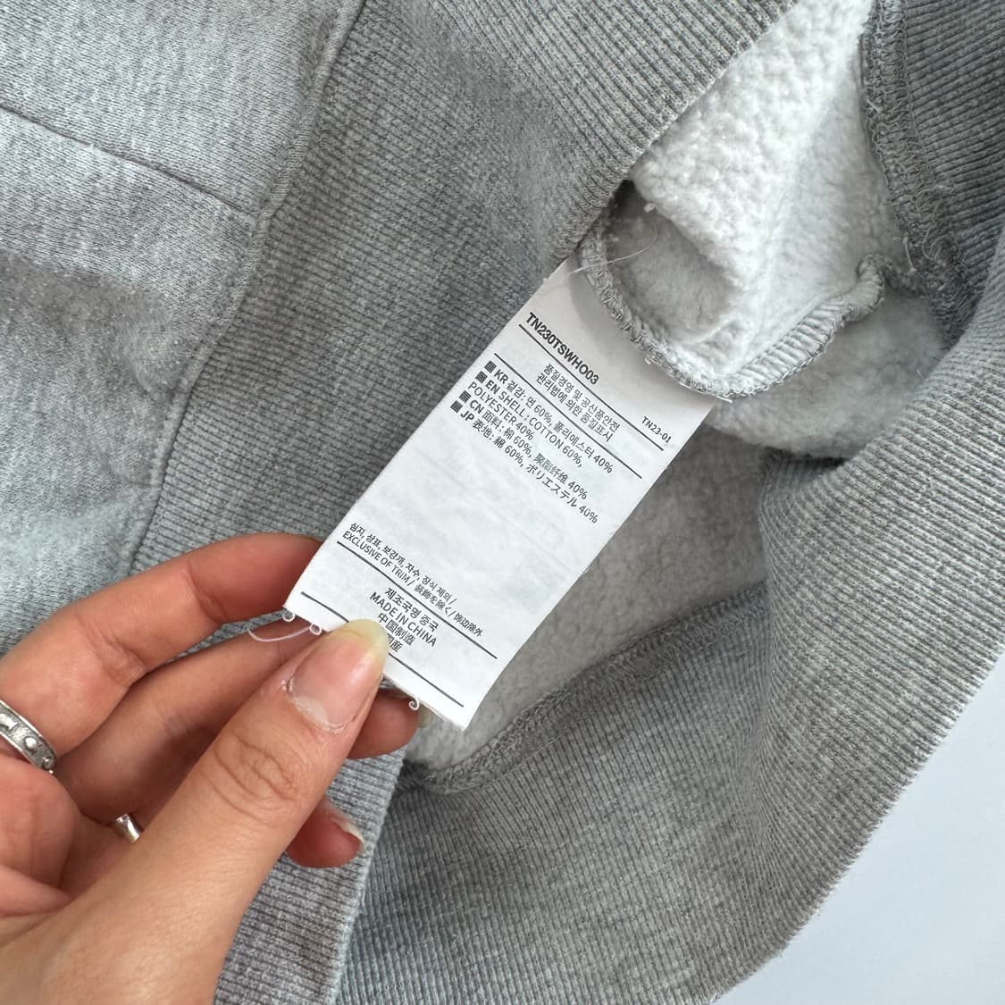 Thisisneverthat 디스이즈네버댓 그린 로고 그레이 후드티  상품이미지6