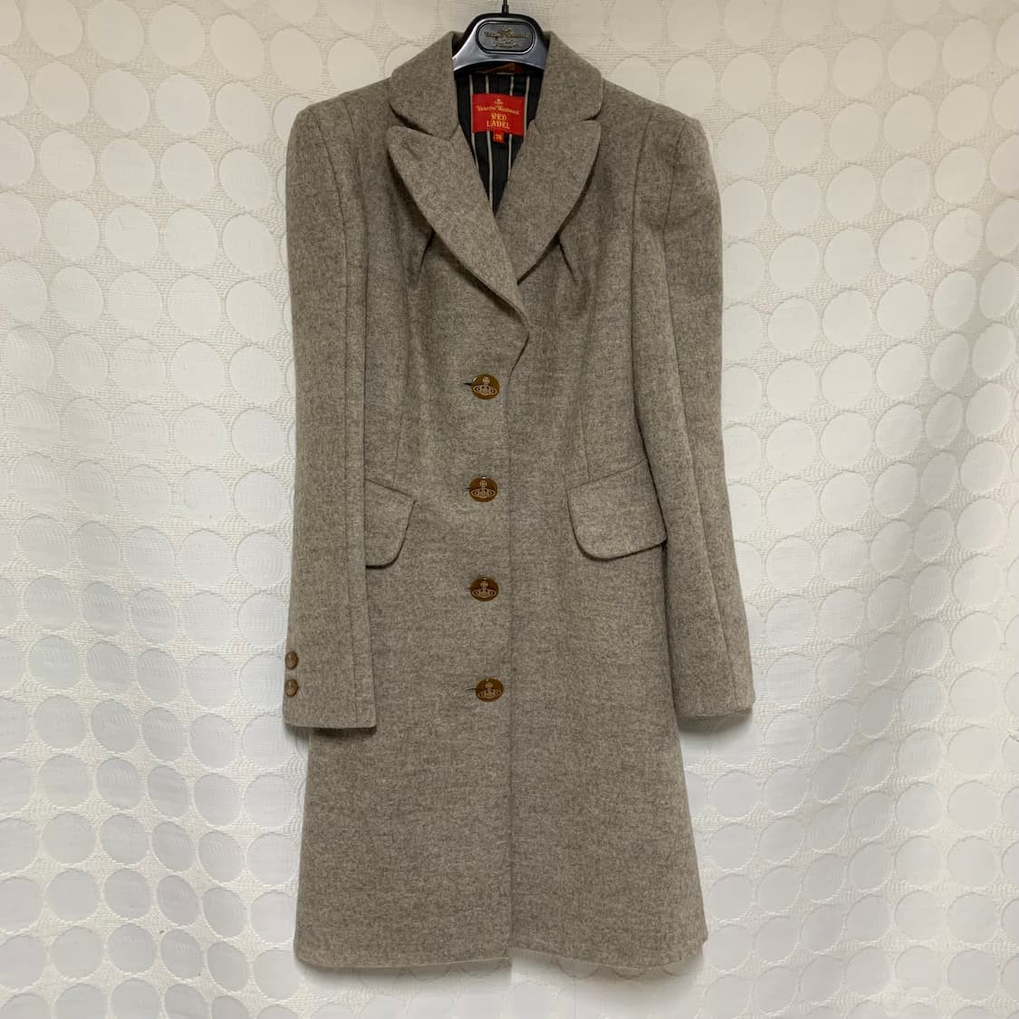 vivienne westwood runway숄더 포인트 클래식 코트 상품이미지4