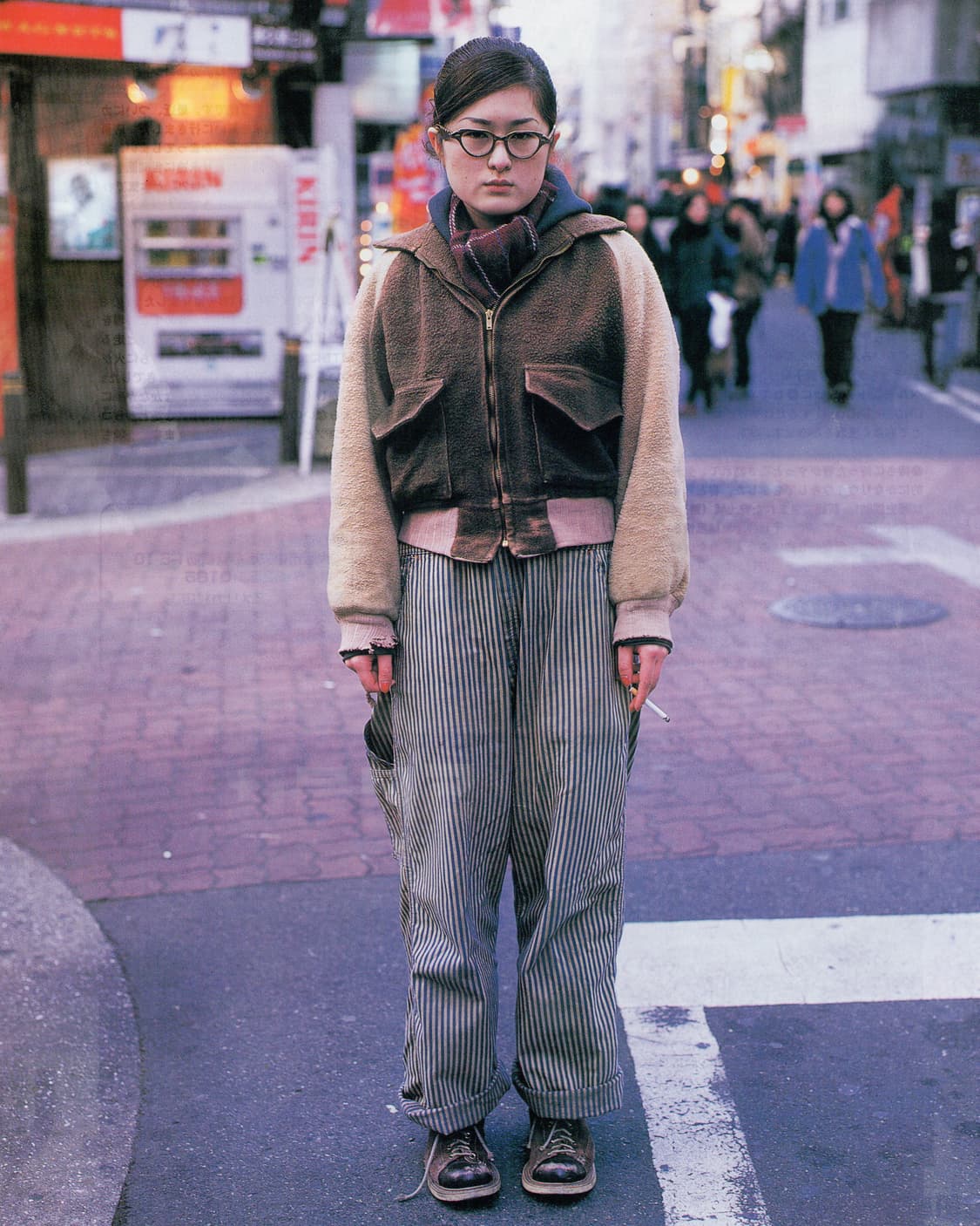 카지카지 2001년 4월호 간사이 패션잡지 일본잡지 해외잡지 상품이미지2