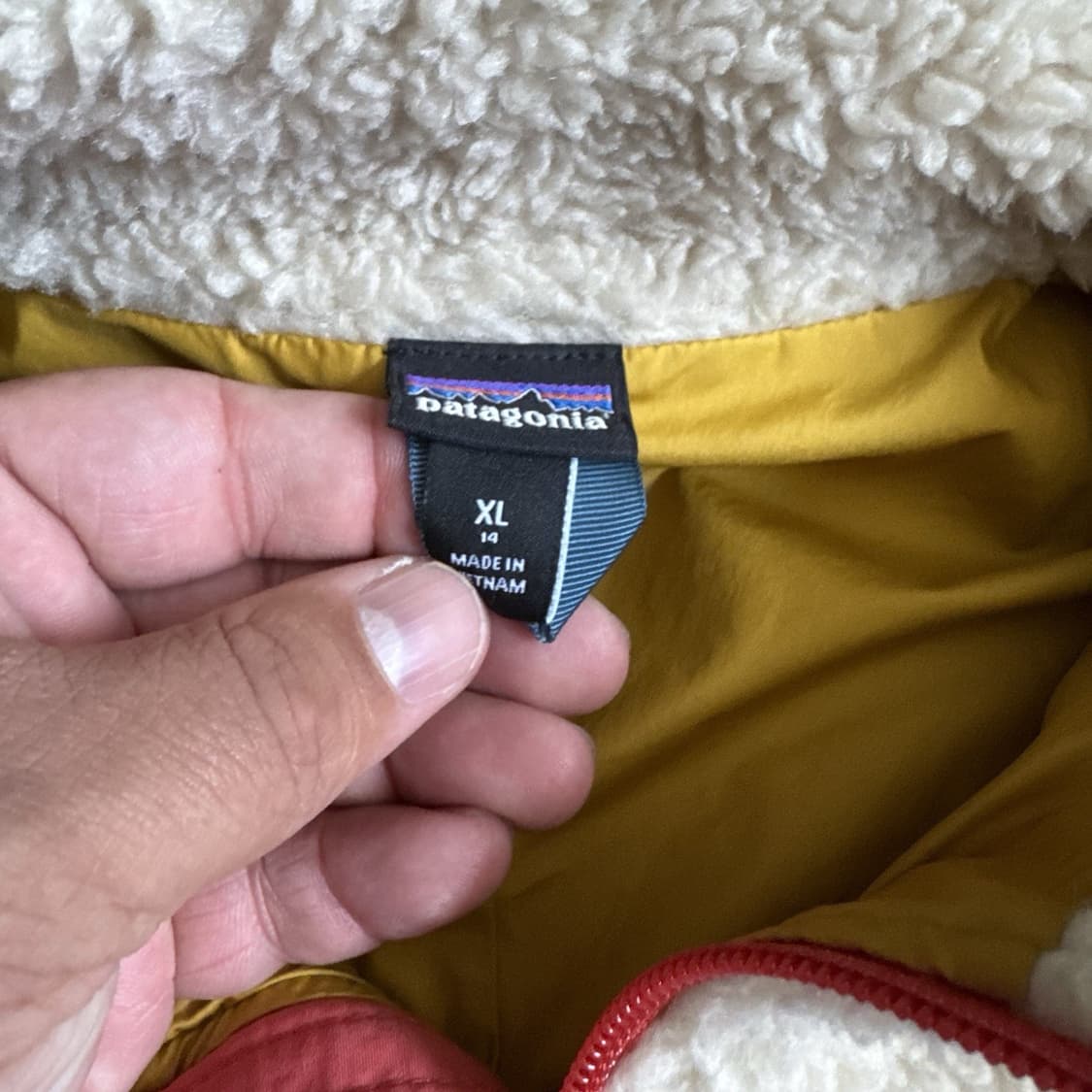 10s 파타고니아 레트로-X 아이보리/레드 상품이미지4