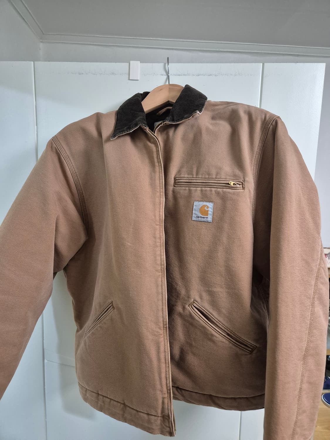 칼하트 WIP OG 디트로이트 자켓 해밀턴브라운 M사이즈 판매합니다. 상품이미지1