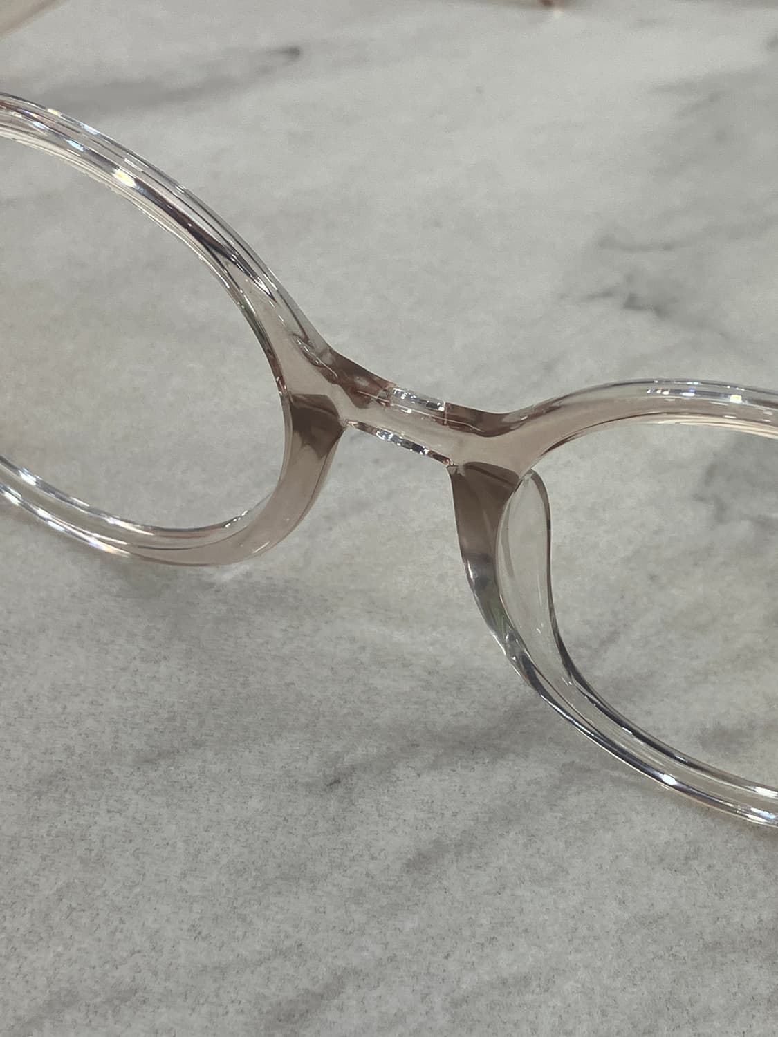 오앤씨 ONC 틴트 브라운 클리어 라운드 뿔테 안경 상품이미지5