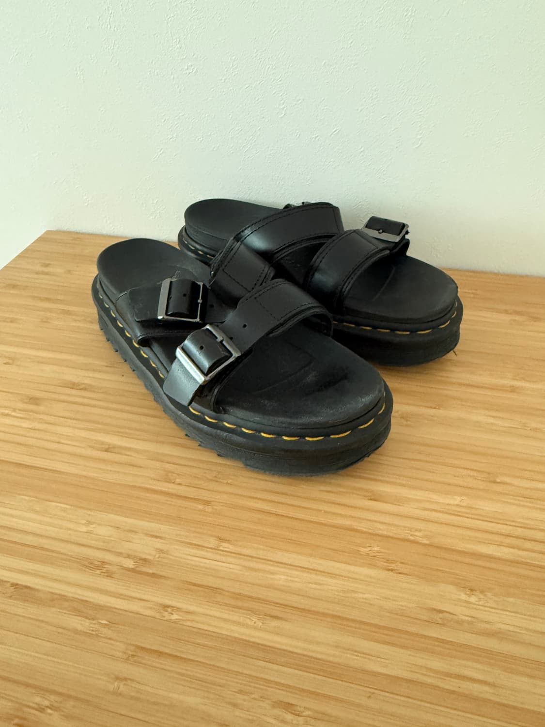 닥터마틴 버클 샌들 상품이미지3