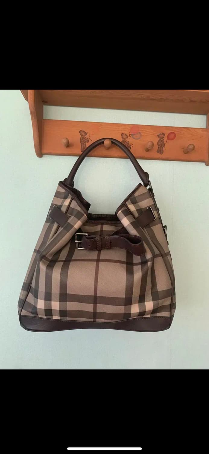 버버리 숄더백 정품 상품이미지1