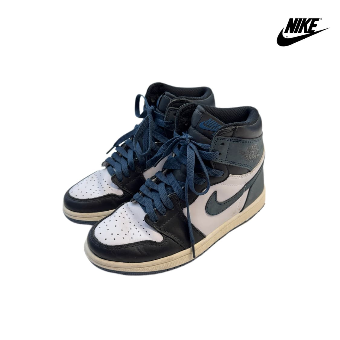 조던 1 레트로 하이 블루문 235 상품이미지1