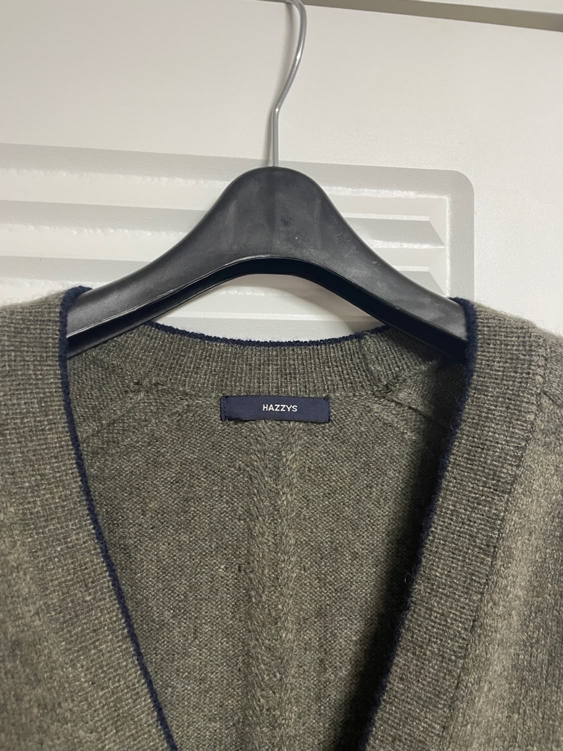 헤지스 니트 가디건 상품이미지3