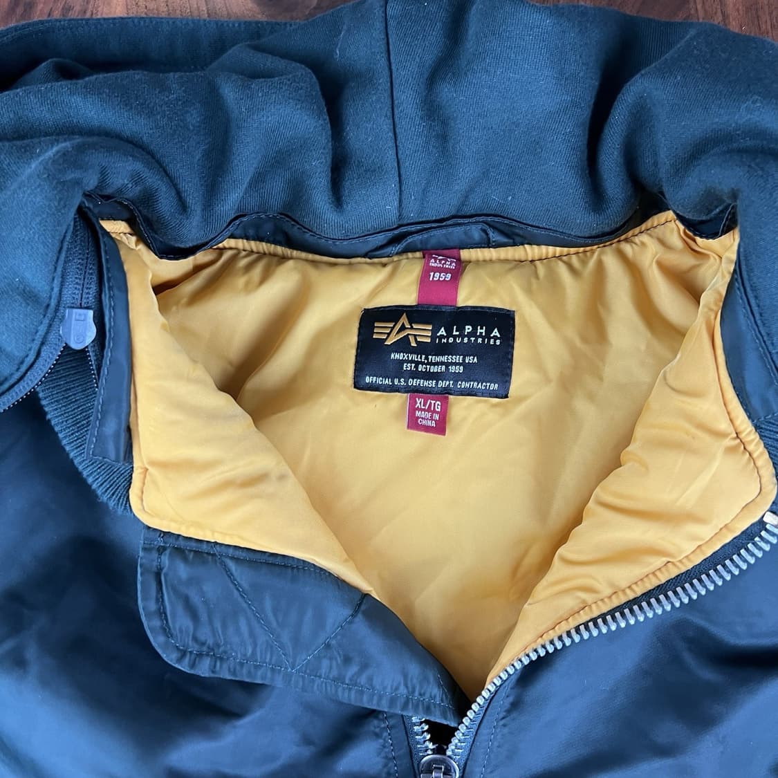 10s 알파 인더스트리 MA-1 D-TEC 후드 자켓 상품이미지2