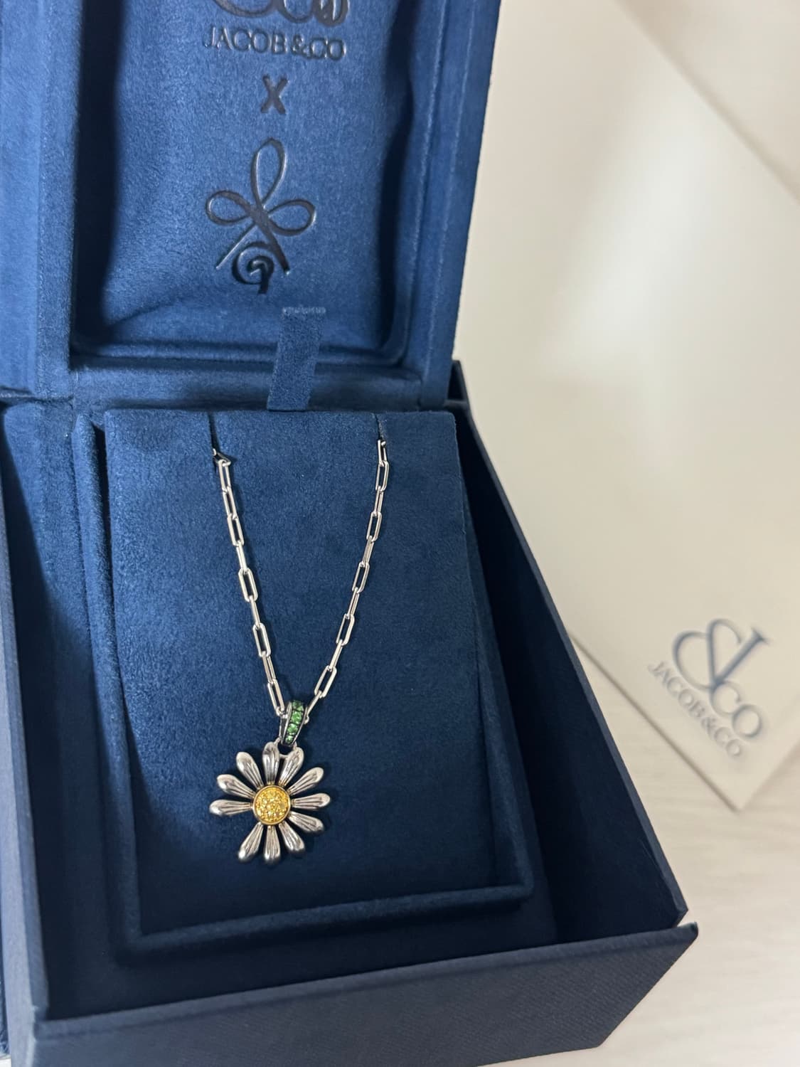 제이콥앤코x피스마이너스원 데이지 목걸이 상품이미지1