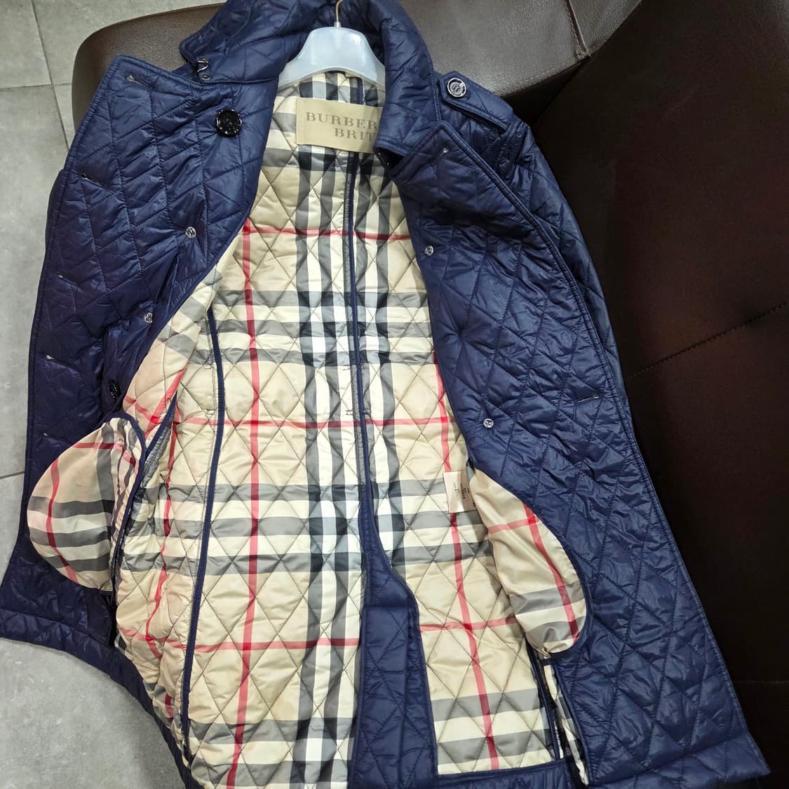 버버리 퀼팅 하프 코트 상품이미지5
