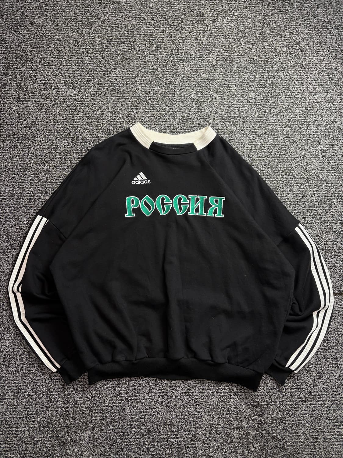 아디다스 고샤루브친스키 박시핏 트랙 스웻 셔츠 2479 상품이미지2