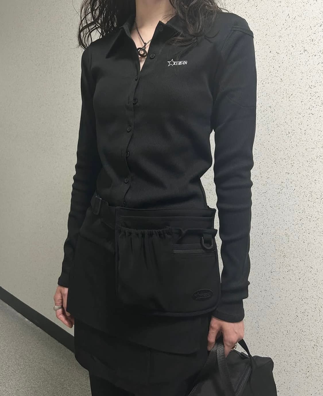 지초이 버튼탑 블랙 사이즈1 상품이미지1