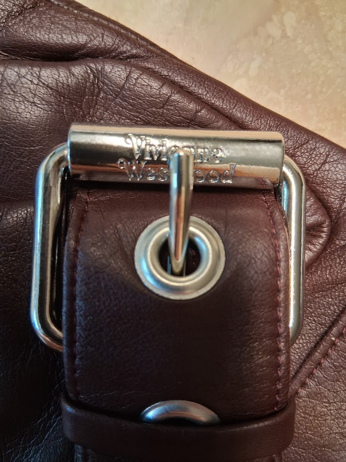 비비안 웨스트우드 양가죽 벨트 장갑 / 버건디 (새상품) 상품이미지6