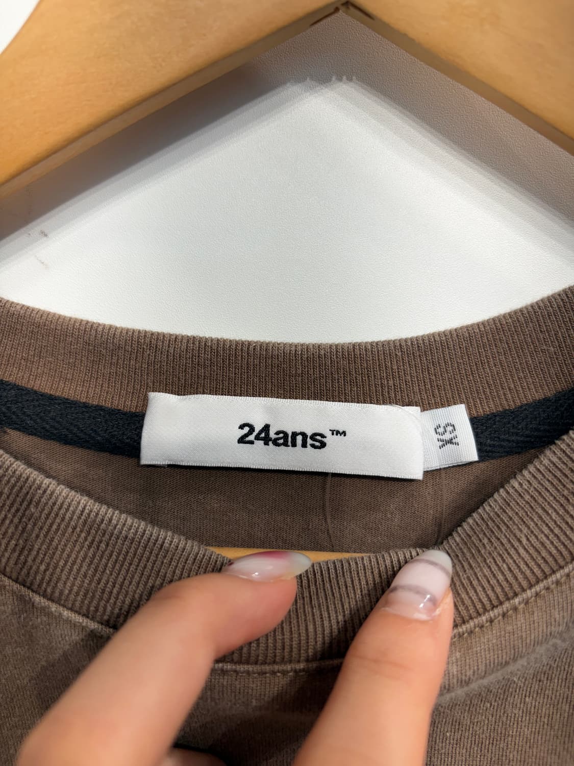 XS 새상품 24ANS 락시크 트임 언발 오버핏 반팔 티셔츠 상품이미지4