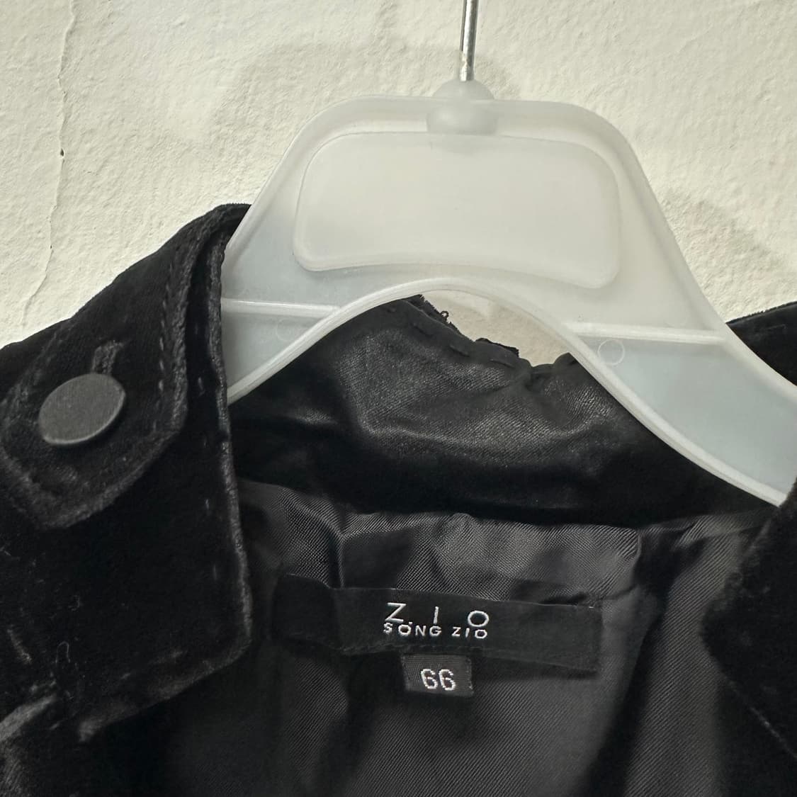 66 우먼M 지오송지오 블랙 벨벳 원피스형 코트 상품이미지4