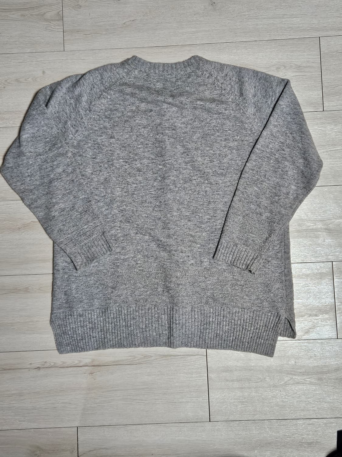 어나더오피스 Gentle Link Cardigan (Soft Gray) 상품이미지4