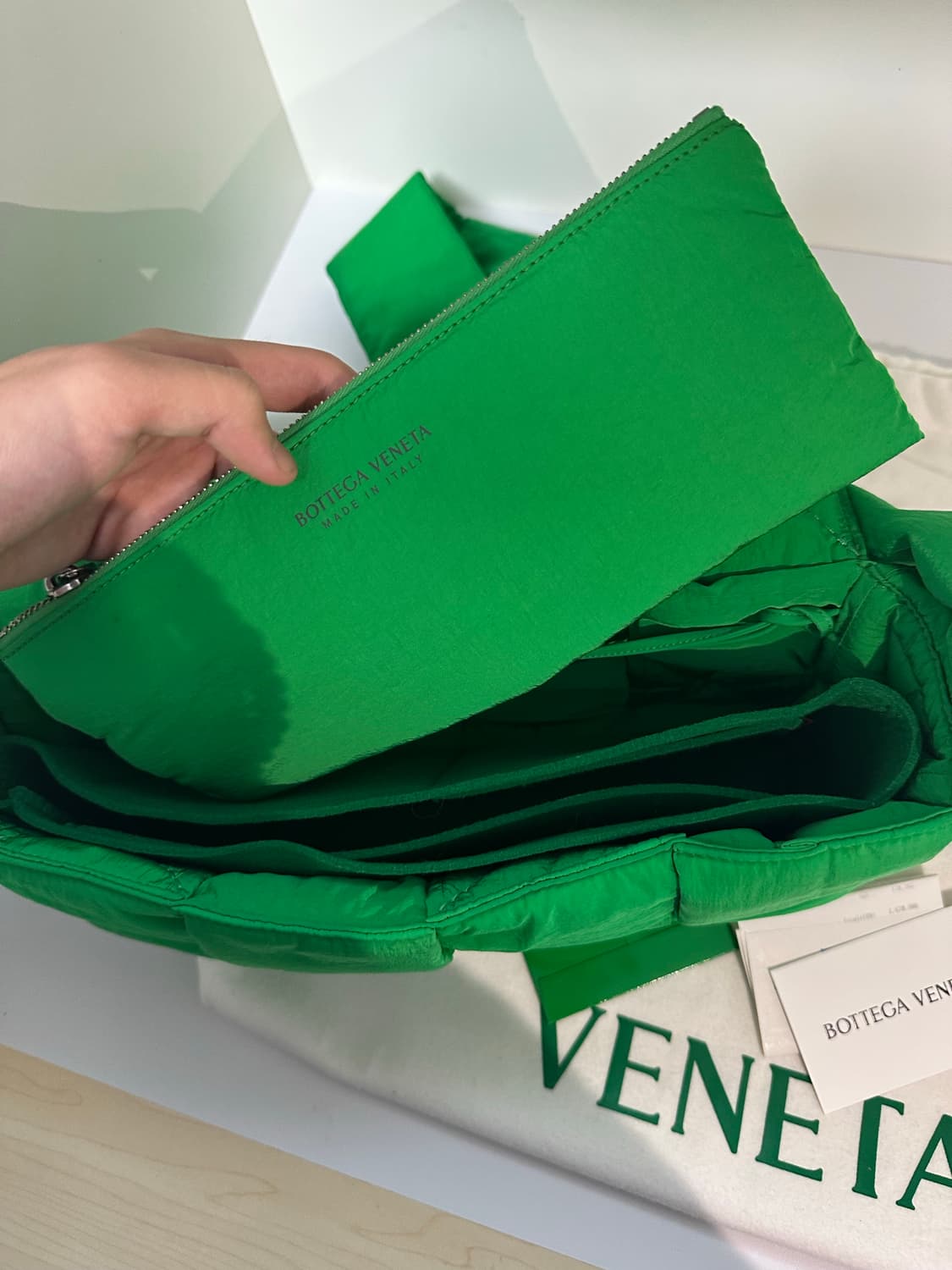 보테가베네타 패딩 카세트백 s+급 상품이미지4