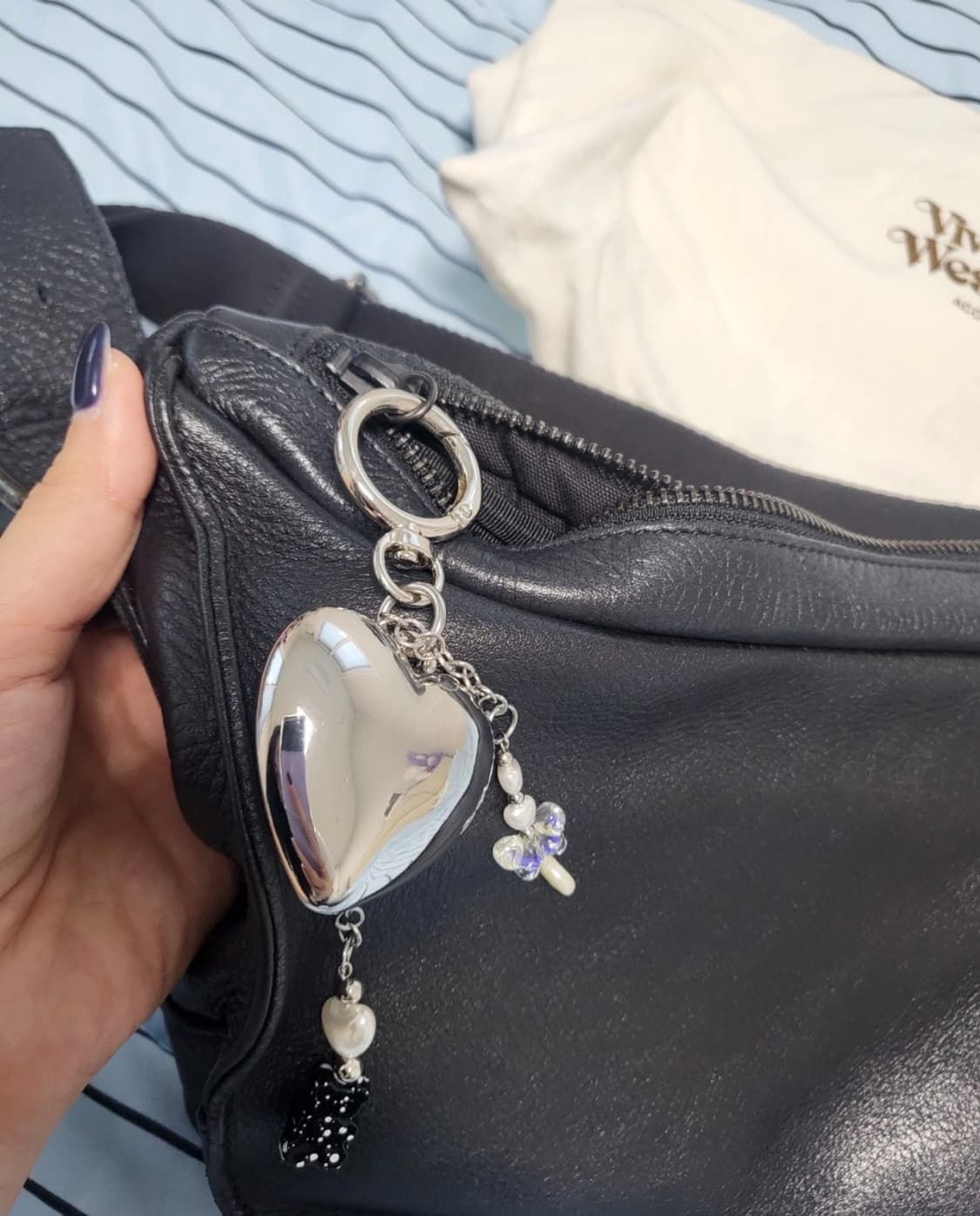 비비안웨스트우드 크로스백 정품 상품이미지5