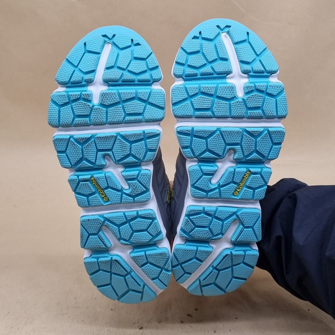 컬럼비아 pfg워터슈즈 235 상품이미지3