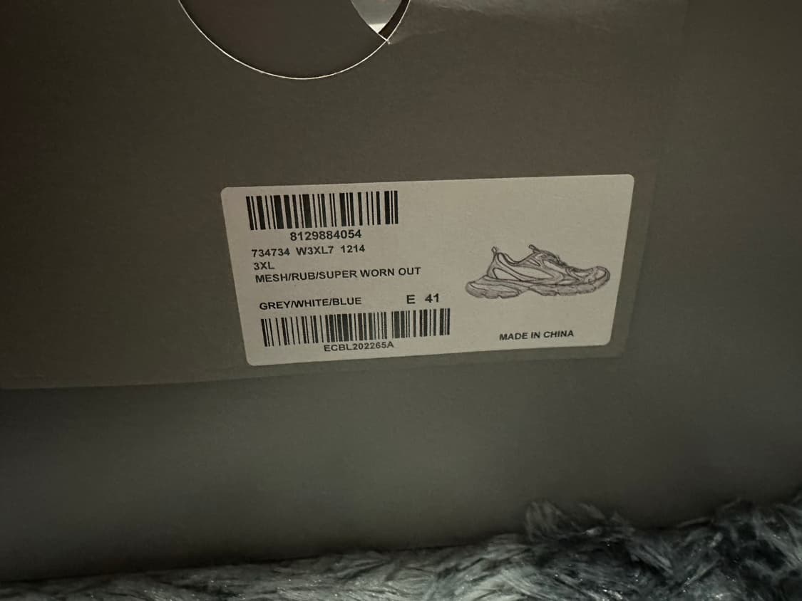 발렌시아가 원아웃 3xl 상품이미지6