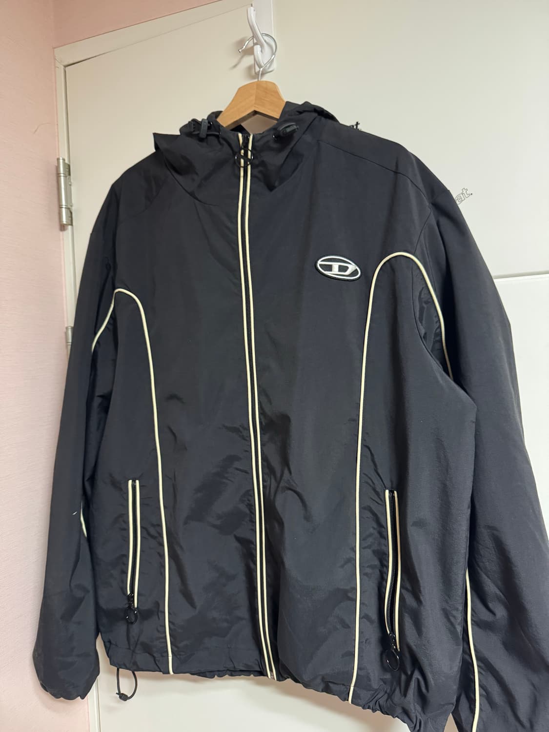 디젤 콘트라스트 파이핑 윈드브레이커 L 상품이미지1